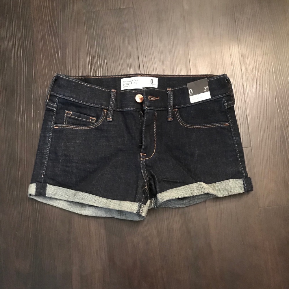 New with tags Abercrombie short